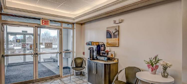 梅诺莫尼6号汽车旅馆(Menomonie, WI)图片