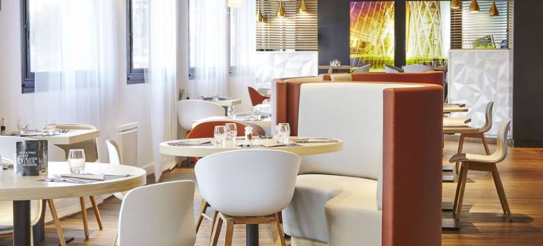 基里亚德酒店-博藏斯新凯旋门(Kyriad Paris Ouest - Bezons la DÉFENSE)图片