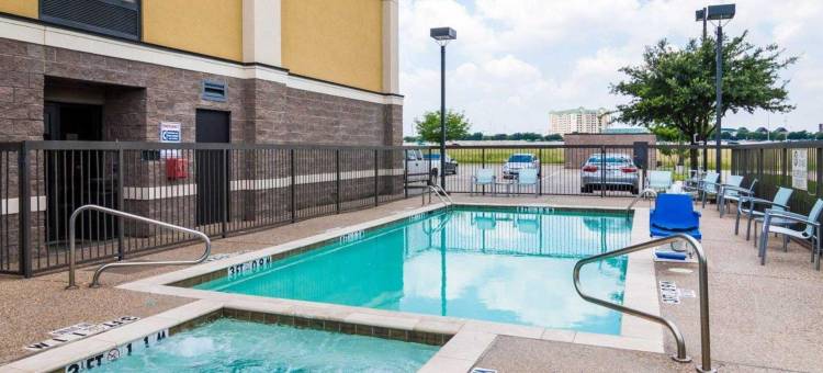 舒适套房酒店-DFW N/葡萄藤(Comfort Suites DFW N-Grapevine)图片