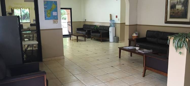 塔穆宁广场酒店(Tamuning Plaza Hotel)图片