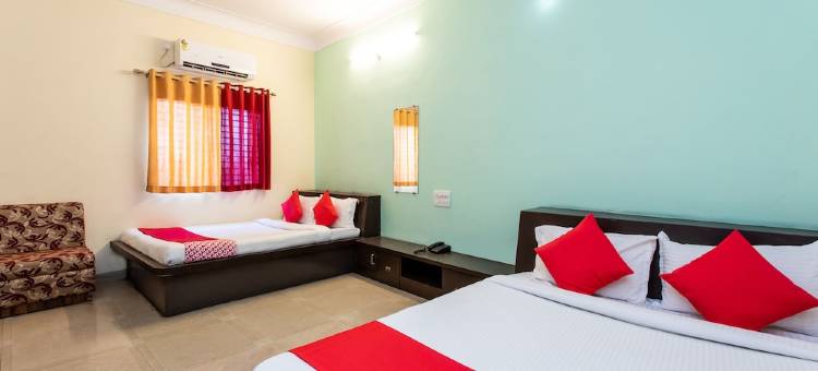 OYO 23361 Hotel Kanakshree图片