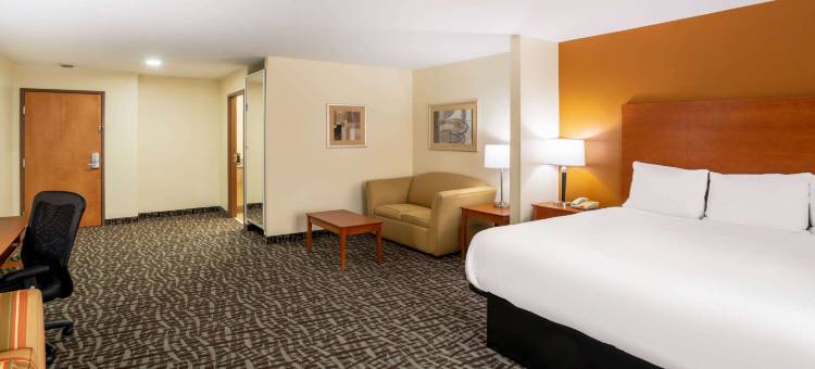 萨凡纳南呗盟套房酒店(Baymont by Wyndham Savannah South)图片