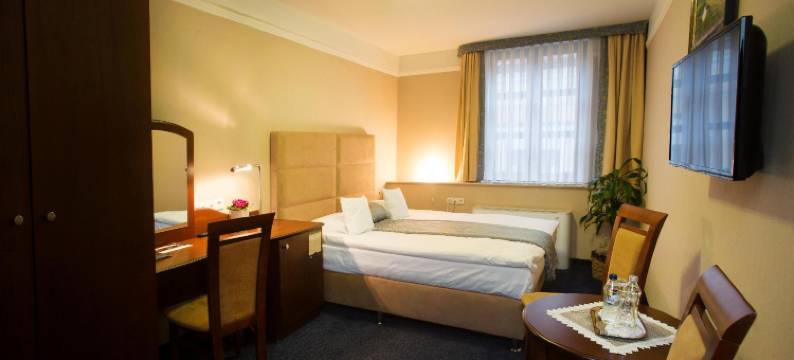 阿蒙吧萨多斯基热舒夫酒店(Hotel Ambasadorski Rzeszów)图片