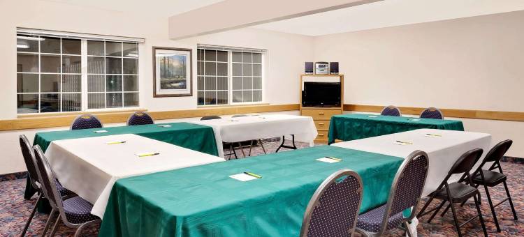 巴特尔山速8酒店(Super 8 by Wyndham Battle Mountain)图片