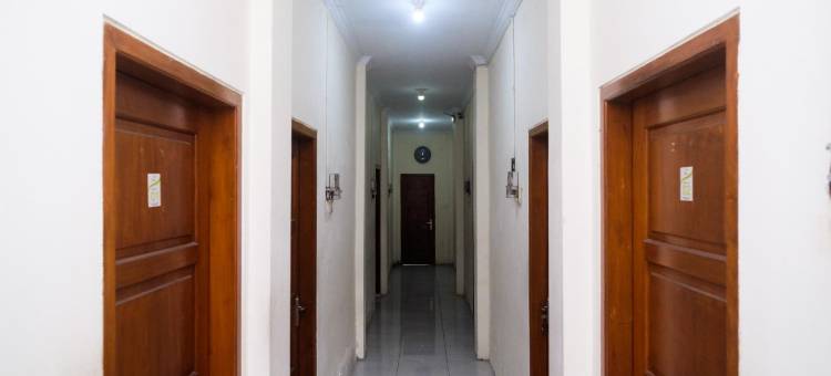 红门酒店清真-近帕库翁购物中心日惹(RedDoorz Syariah Near Pakuwon Mall Jogja)图片