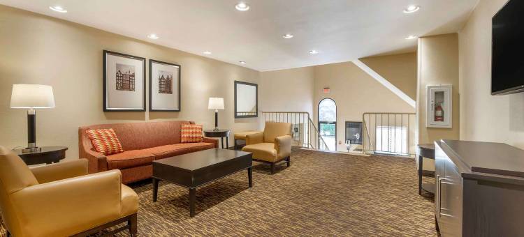 Suburban Studios 印第安纳波利斯西北 - 学院公园(Suburban Studios Indianapolis Northwest - College Parks)图片