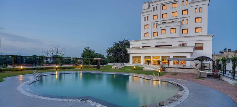 西里古里皇家萨诺瓦波蒂科酒店(Royal Sarovar Portico Siliguri)图片