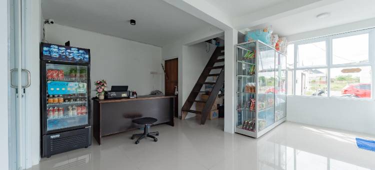 帕朗卡拉亚瑜伽都市景观酒店(Urbanview Hotel Yoga Palangkaraya by RedDoorz)图片