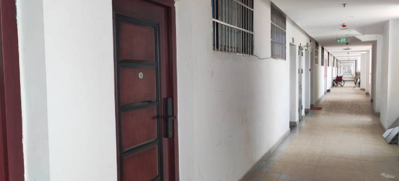 鄱阳华人易居金街民宿图片