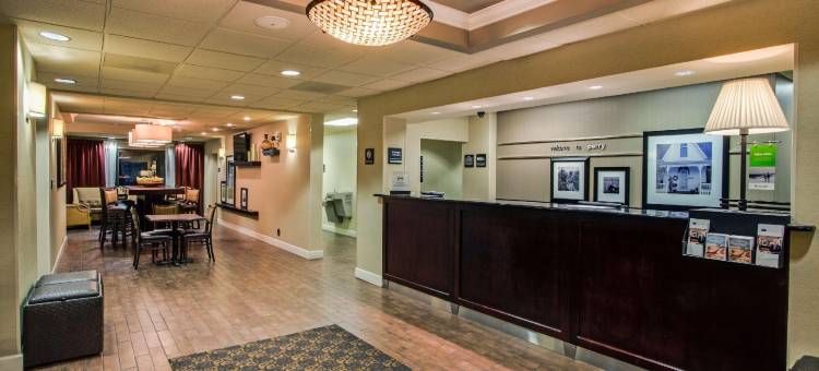 希尔顿欢朋酒店-皮利(Hampton Inn Perry)图片