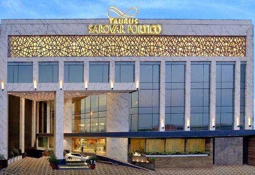 Taurus Sarovar Portico Hotel Overview