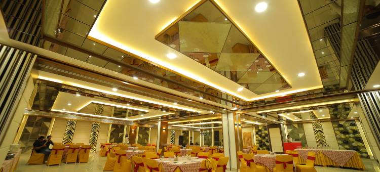 Vijay维拉斯酒店(Vijay Vilas Hotel & Convention Hall)图片