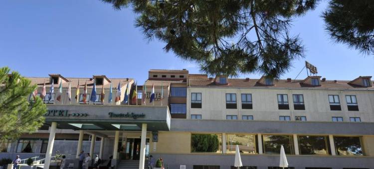 塞哥维亚大教堂酒店(Puerta de Segovia)图片