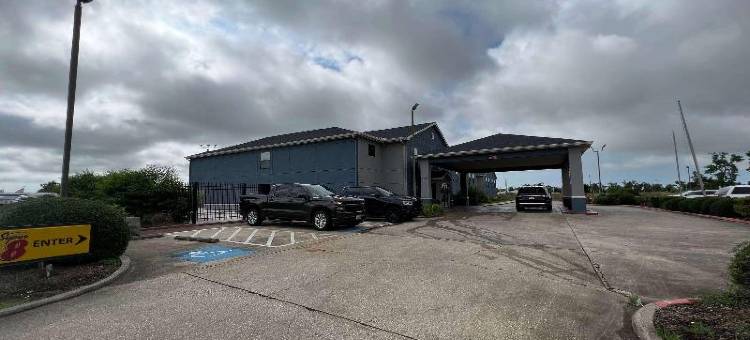 查尔斯湖-萨尔法速8酒店(Super 8 by Wyndham Lake Charles/Sulphur)图片