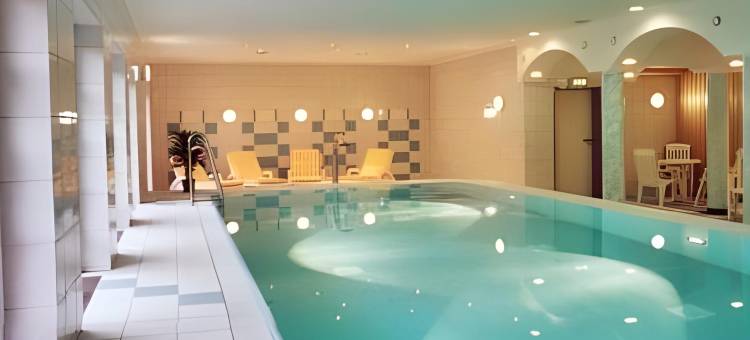 巴伦斯特伯恩斯坦城堡酒店(Bernstein Schlosshotel Ballenstedt)图片