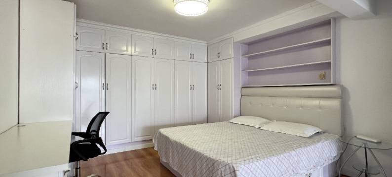 抱海花园海景错层公寓(四方路1号分店)图片