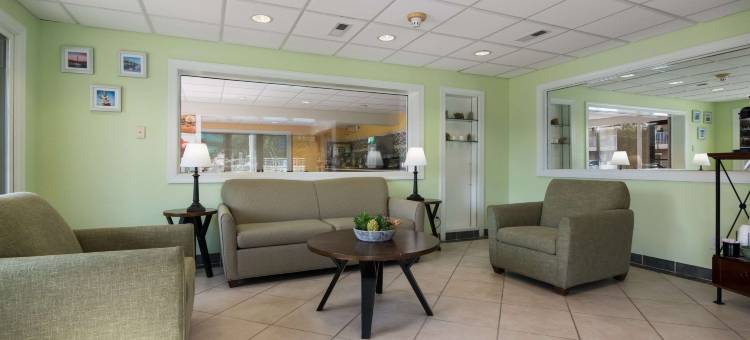 小溪品质酒店(Quality Inn Little Creek)图片