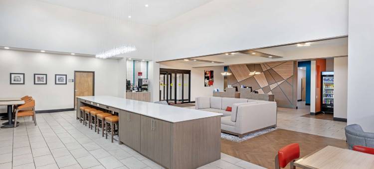 Best Western Plus Executive Residency Carlsbad Hotel图片