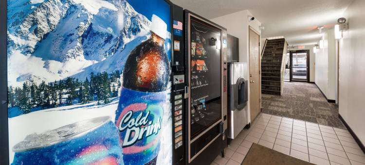 韦恩堡红顶酒店(Red Roof Inn Fort Wayne)图片