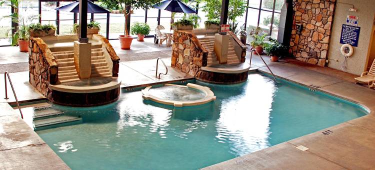 鸽子谷广场贝斯特韦斯特酒店(Best Western Plaza Inn)图片