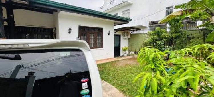 Pirivena Garden Resort- Homestay AC Room with Attached Bathroom and WiFi图片