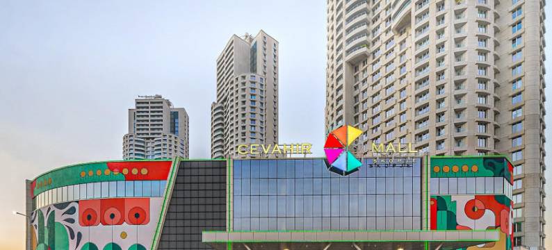 18th Floor Luxury Condo with Pool图片