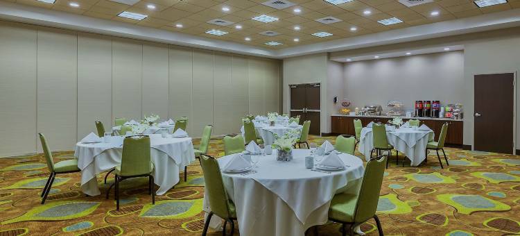 本德欢朋酒店(Hampton Inn & Suites Bend)图片