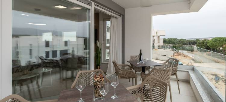 带泳池的Mare B公寓(Apartments Mare B with Pool)图片