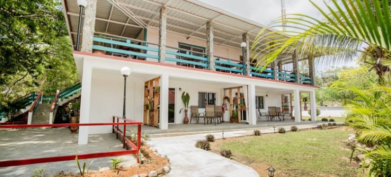 落叶旅馆(Falling Leaves Lodge)图片