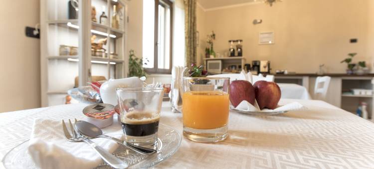 萨萨里马尔瓦西奥别墅泳池和按摩浴缸房(Villa Malvasio Pool and Jacuzzi Room Sassari)图片