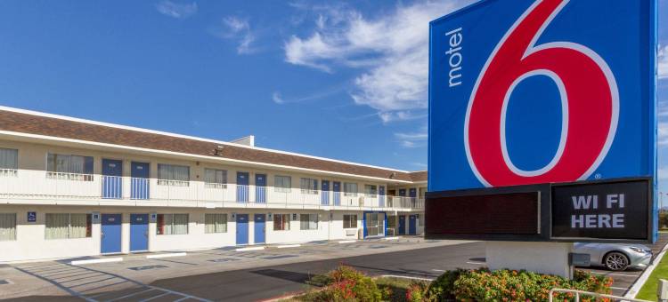 凤凰城北贝尔路6号汽车旅馆(Motel 6 Phoenix, AZ - North Bell Road)图片