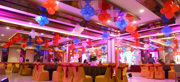 Vijay维拉斯酒店(Vijay Vilas Hotel & Convention Hall)图片