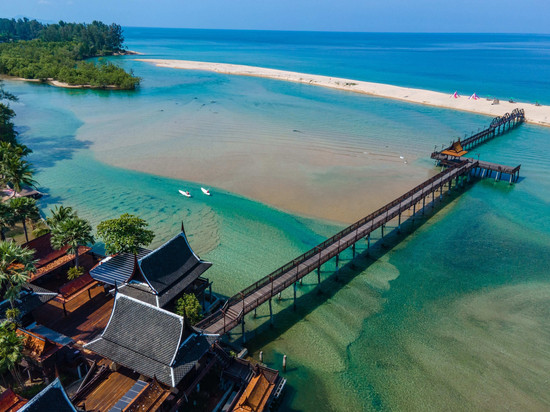 温泉海滩度假村及水疗中心