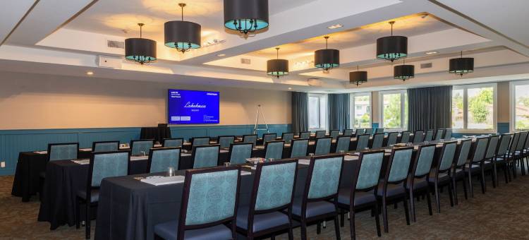 湖畔度假村(Lakehouse Resort)图片