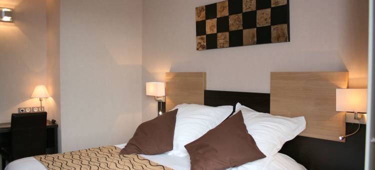 超级贝斯东部奥贝奇原生酒店(Auberge de la Petite Ferme, Super-Besse Est, the Originals Relais)图片