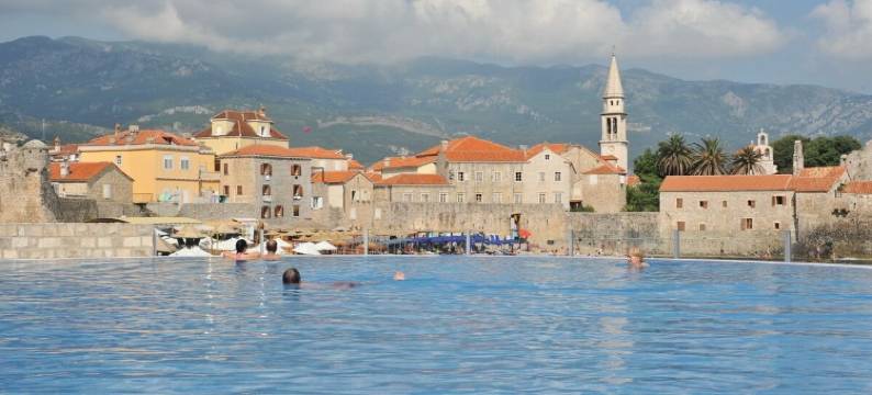 阿文拉度假别墅(Avala Resort & Villas)图片