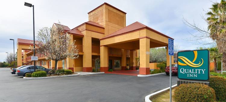 弗雷斯诺近大学凯艺酒店(Quality Inn Fresno Near University)图片