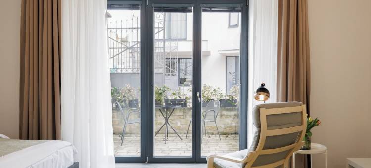 河畔公寓(River Apartments)图片