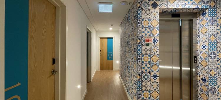 瓦尔里斯休闲酒店(Casual Raízes Porto)图片