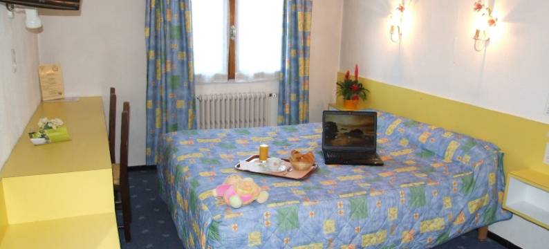 阿祖尔酒店(Hôtel & Restaurant Azur)图片