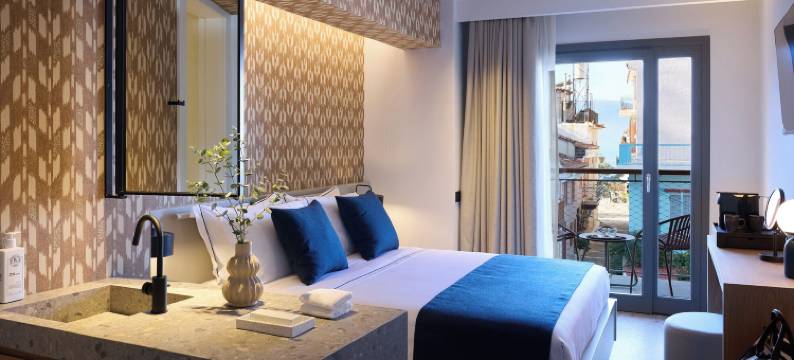 瑙斯酒店(Naus Hotel)图片