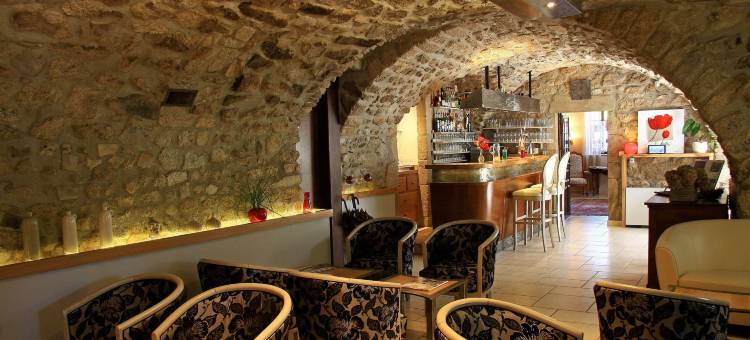 绿橡木酒店(Logis Hôtel Restaurant le Chêne Vert)图片