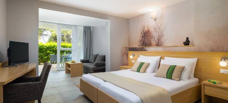 维拉鲁卡别墅(Aminess Vival Velaris Resort)图片