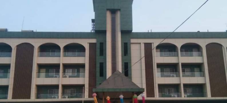 拉贾斯坦拉贾瓦迪酒店及餐厅(Rajasthani Rajwadi Hotel & Restaurant)图片