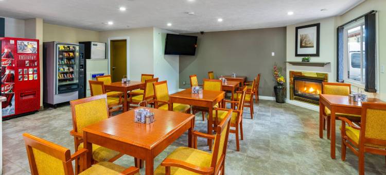 伊克诺海莱科尔套房旅馆(Econo Lodge Inn & Suites High Level)图片
