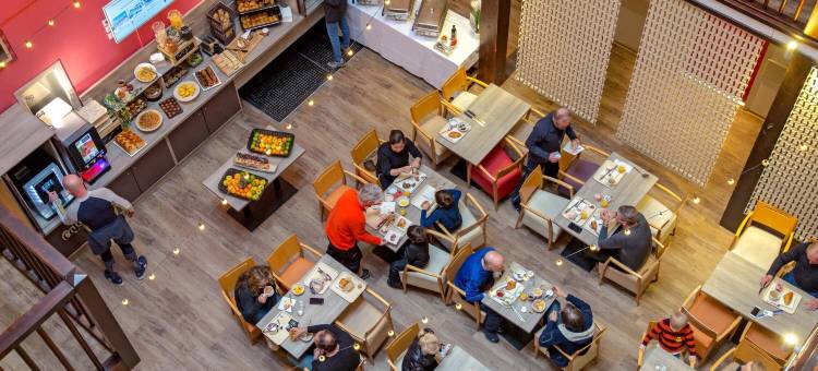 新查尔斯顿索威尔住宅(Sowell Residences New Chastillon)图片