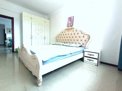 鑫淼日租房1公寓(隆原路2号分店)