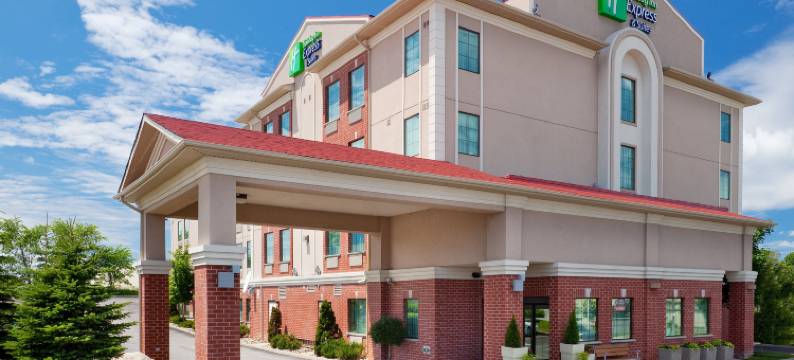 智选假日套房酒店巴里(Holiday Inn Express & Suites BARRIE by IHG)图片