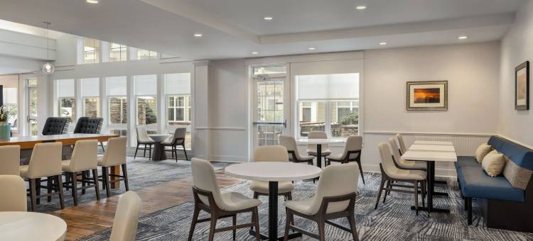 长岛艾斯利普法院综合体居家酒店(Residence Inn Long Island Islip/Courthouse Complex)图片