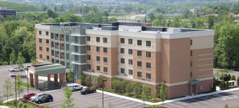 匹兹堡北/蔓越莓乡伍德万怡酒店(Courtyard Pittsburgh North/Cranberry Woods)图片